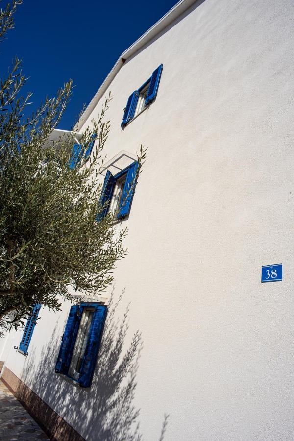 Olive Tree Apartments Umag Eksteriør billede